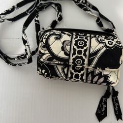 Small Vera Bradley Clutch Purse With Straps