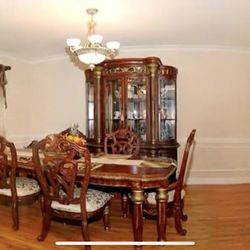 High Quality Dining Set $2500 