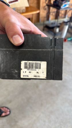 GE TED134040WL 3-Pole 40A Circuit Breaker