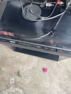 Yamaha turntable