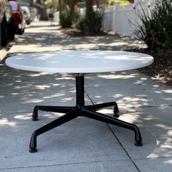 🔘 Eames Coffee Table 🔘