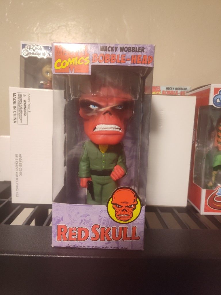 Funko Wacky Wobbler Red Skull Bobblehead