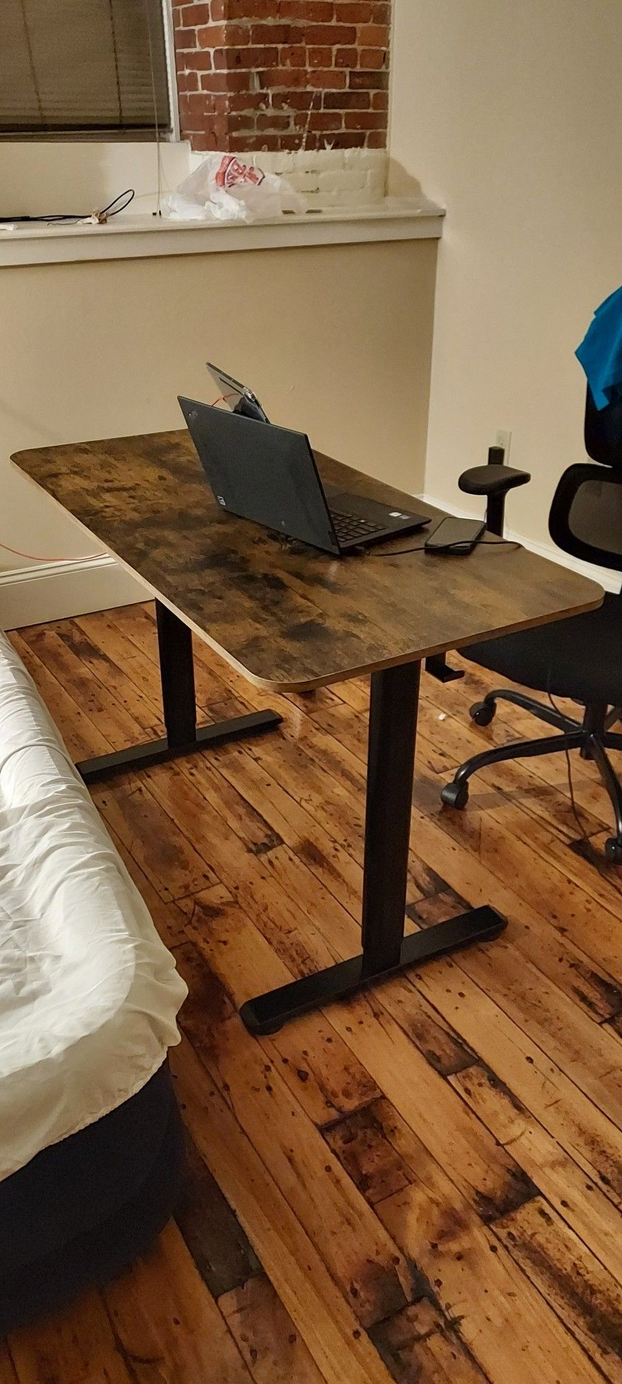 PRICE REDUCED! Like New Electric Adjustable Table