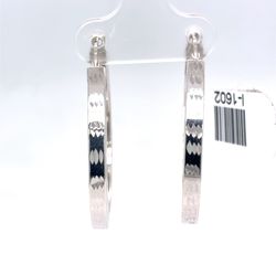 14Kt White Gold FlatBar Hoop Earrings 3.70g 3x33 1602