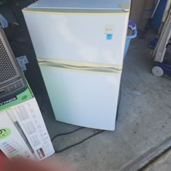 $50 Mini Fridge