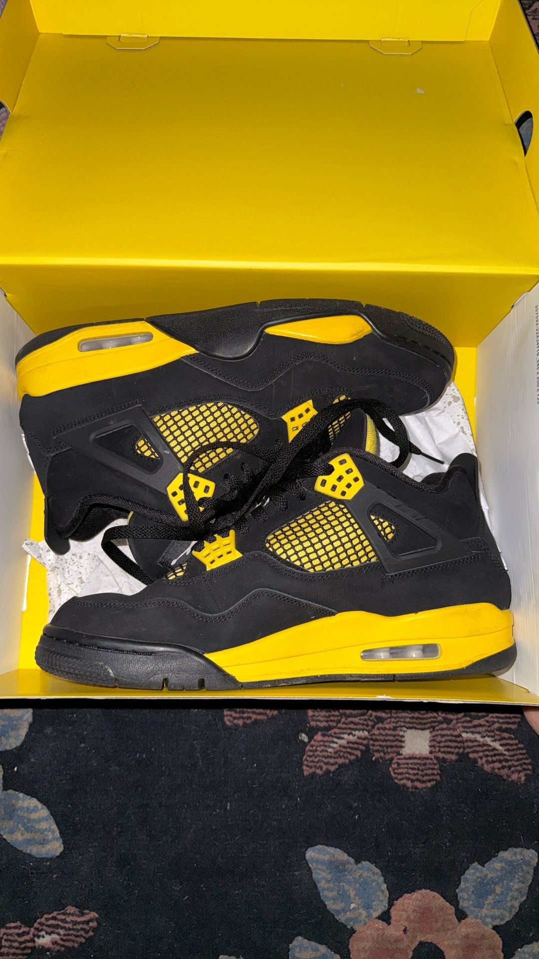 Jordan 4 Yellow Thunder