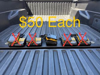 DEWALT 20V MAX Lithium-Ion 2.0Ah Battery with 12V to 20V MAX Charger **1 Available**
