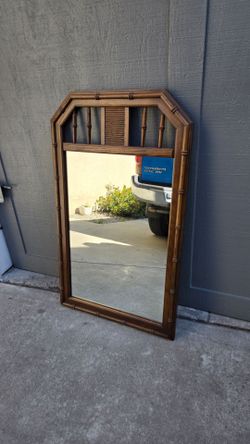 Mirror.