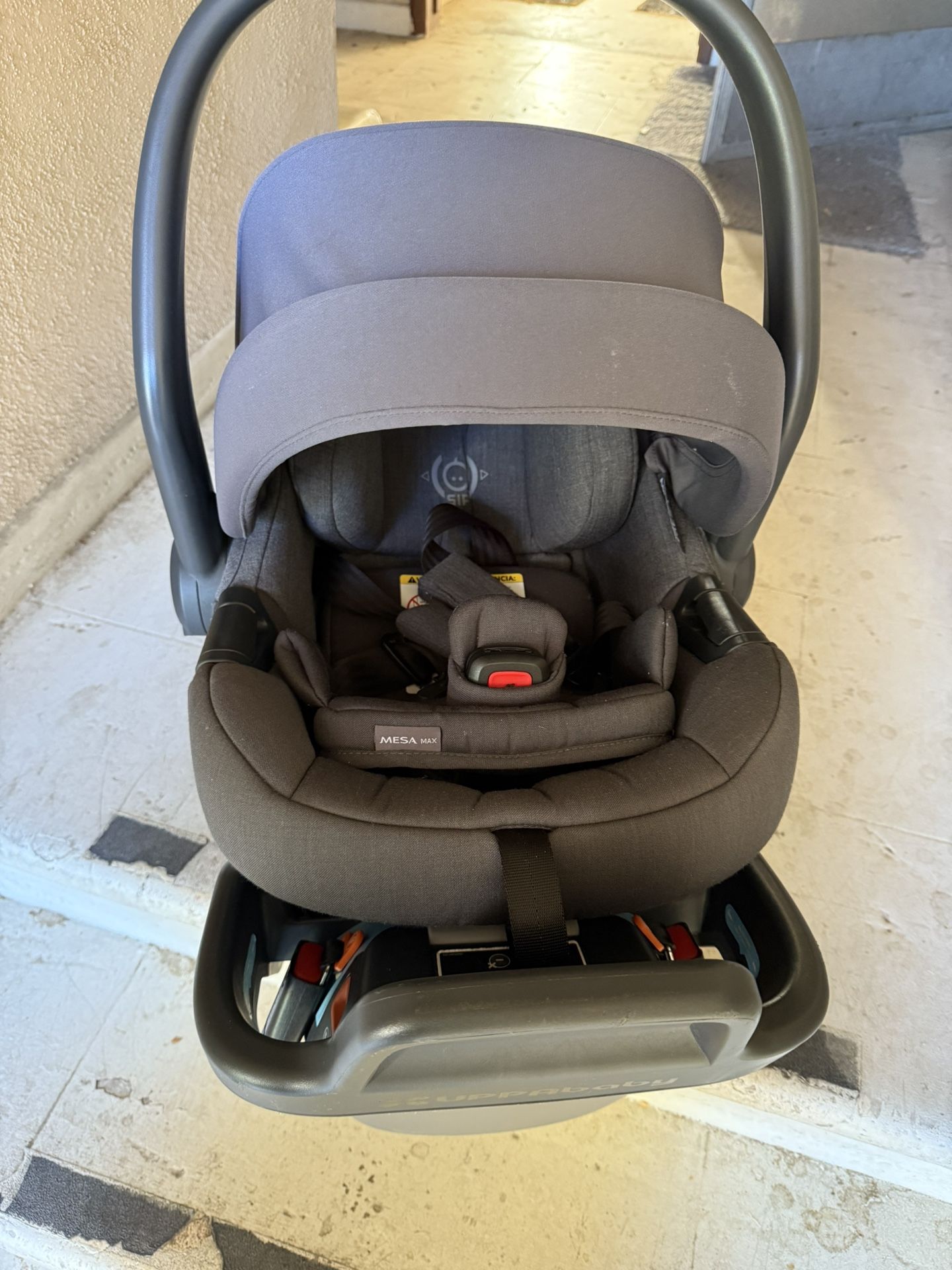 Uppababy Infant Car Seat Max