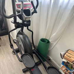 Elliptical trainer, great condition SOLE E35