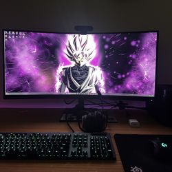 Gaming PC / Computer / Desktop / 4k 34" 165hz monitor / Highend Logitech peripherals etc