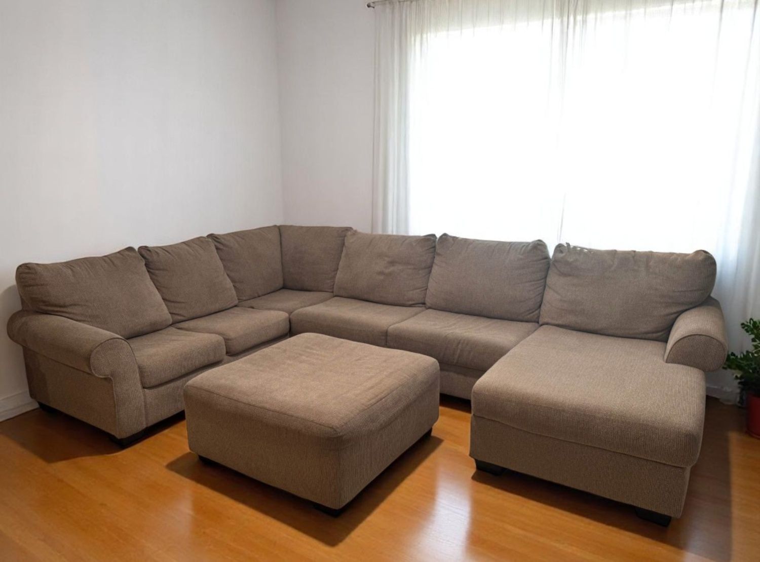 🛋 Ashley Sectional Sofa Couch 🚚 DELIVERY AVAILABLE