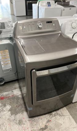 Kenmore Elite Front Load Dryer – Steam, Metallic Gray