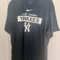 New York Yankees Nike Shirt 