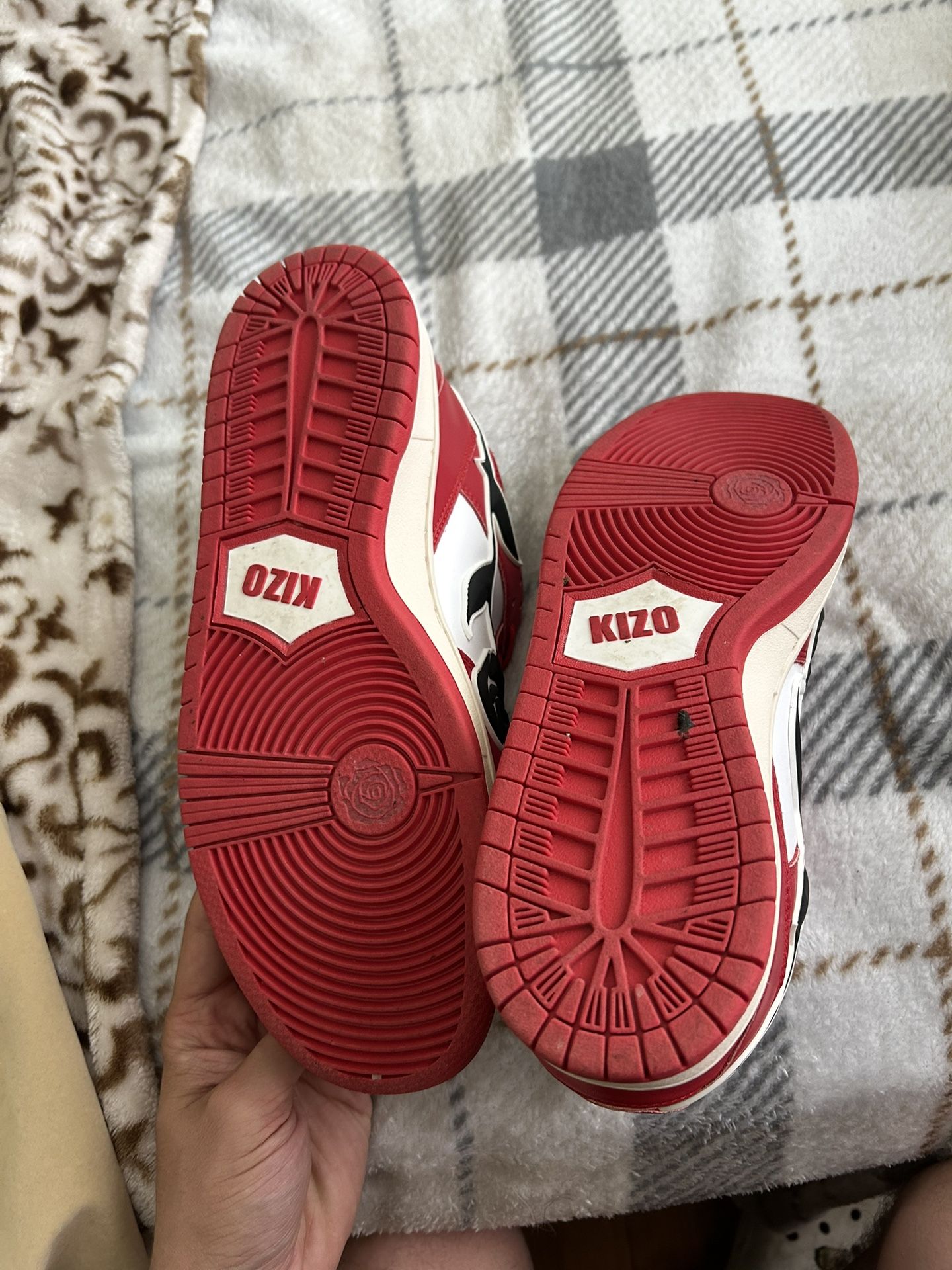 Kizo Sneakers Size 10.5