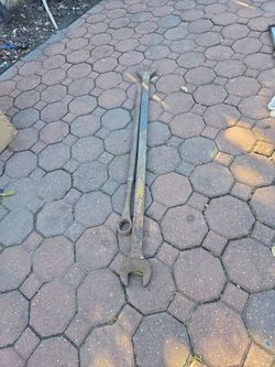 1 1/4×1 1/8 wrench