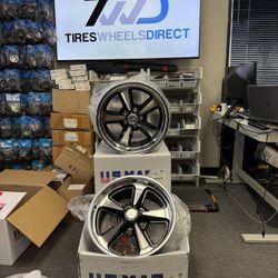 4 Staggered US Mags U109 Bandit Machined Black 17x8 +1 & 17x9 +8 5x4.75 5x120.65