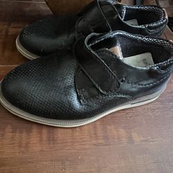 Kids Dress Shoes Size 9 And 2