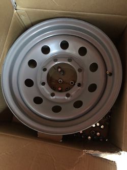 Trailer wheels
