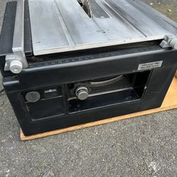 Micro-Mark MicroLux Mini Tilt Arbor Table Saw