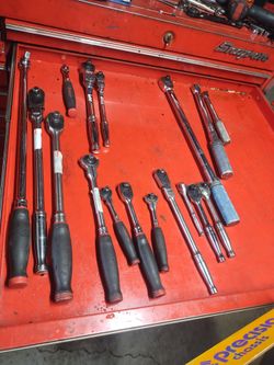 Ratchs snap on