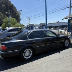 2001 BMW 740iL
