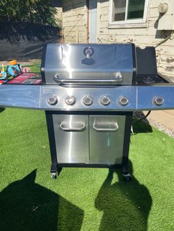 Propane gas grill