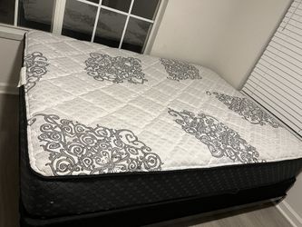 Queen Mattress Set