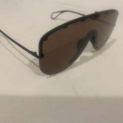 Gucci Sunglasses GG0067s