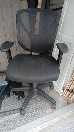 Computer chair