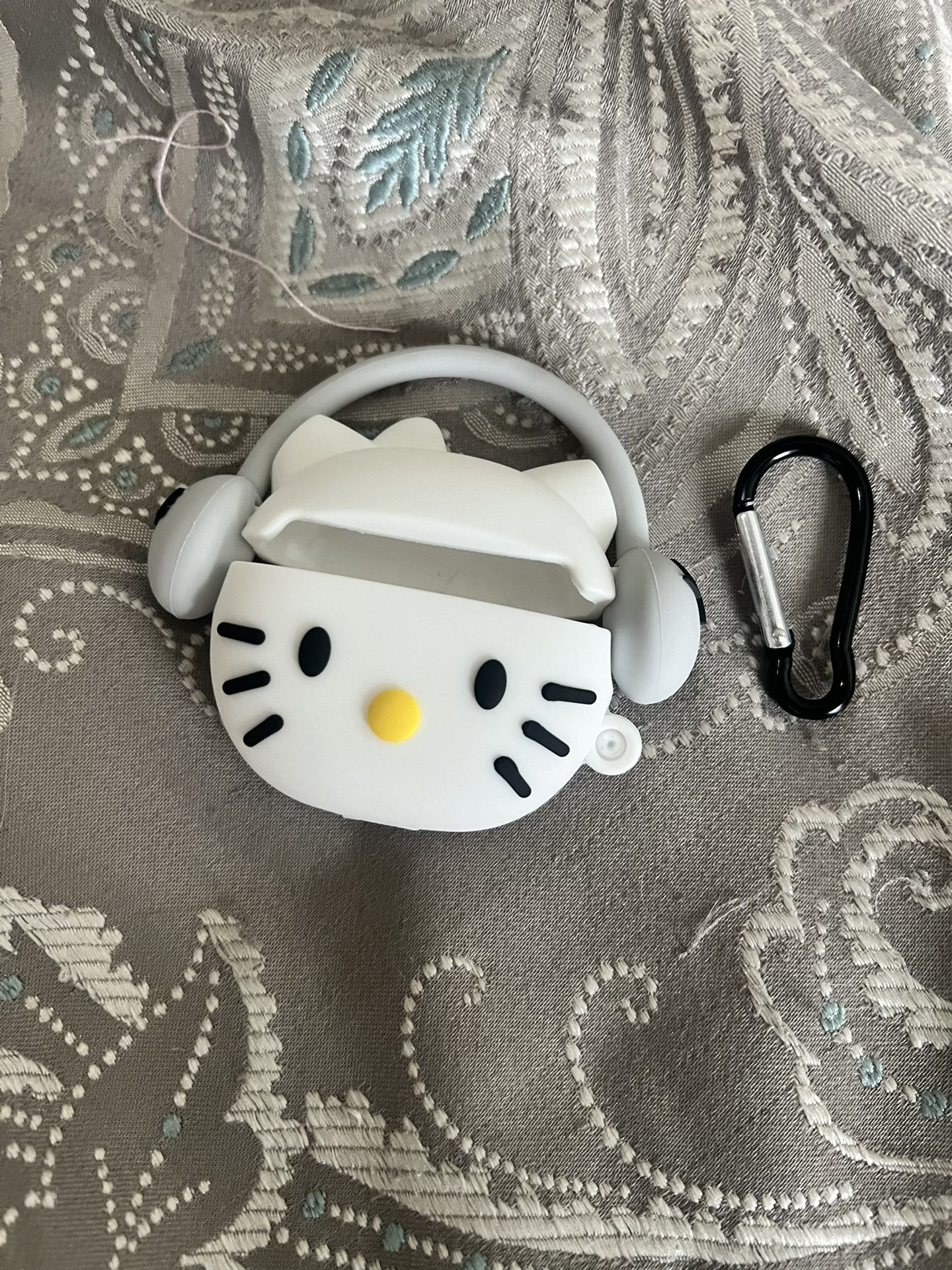 Apple AirPods 3 Hello Kitty Case 