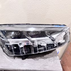 2021 To 2024 FORD MUSTANG MACH-E  RH HEADLIGHT