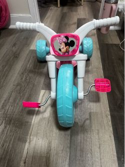 Minnie Mouse Fly Wheels Junior Trike 10”