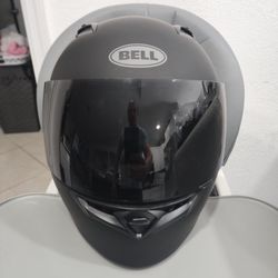 Bell Qualifier Full-Face Motorcycle Helmet (Large)
