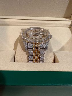 Date just Rolex moissanite