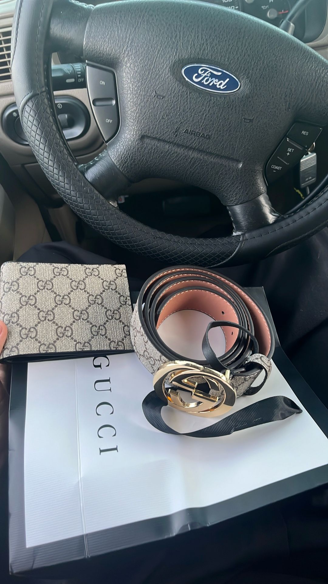 Gucci Belt And Wallet Set