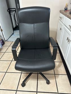Used desk chair