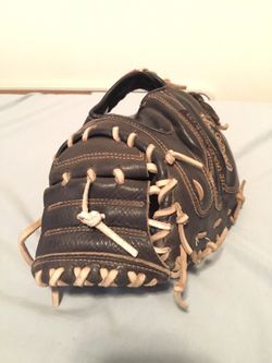 Rawlings catchers glove