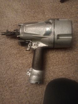 Nail gun