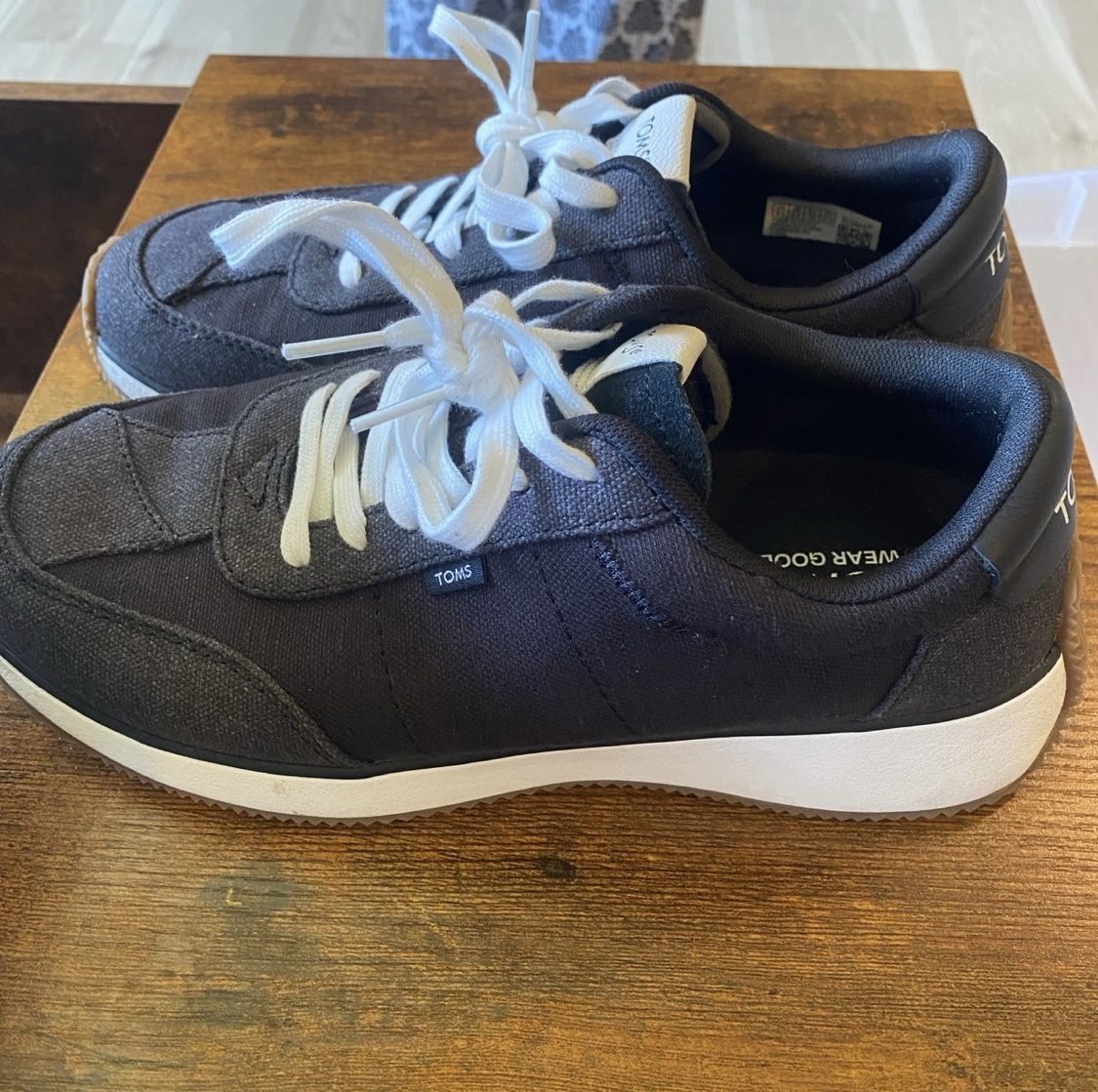 Woman’s Toms Wyndon Black Jogger