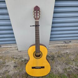 Looks Great, Needs Tuning! Lucero LC100 6 String Guitar