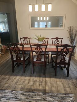 Cherry Dining Table Set - Seats 8, 2 Leaves, 8 Chairs