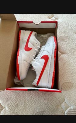 Nike Dunk Low ‘Picante Red’
