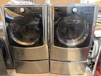 LG. WASHER AND GAS DRYER