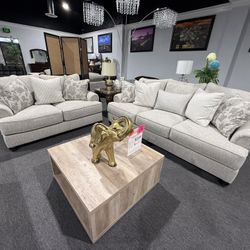 2 Pc Sofa And Loveseat 