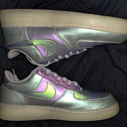 Air Force 1 07 LV8 Iridescent 