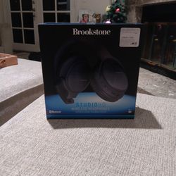 WIRELESS HEADPHONES BROOKSTONE