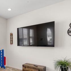 Hisense 75” 4K TV – Great Condition