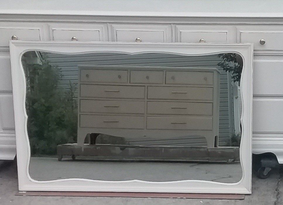 Gorgeous French Provincial Mahogany Mirror