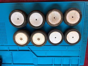 1/10 scale 2wd buggy tires